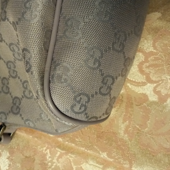 10x5 authentic Gucci small purse very good condition serial number 0 7 1 9 8 2 1 - Picture 8 of 14